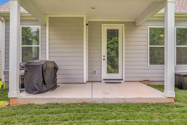 261 Cornice Dr, La Vergne, TN 37086