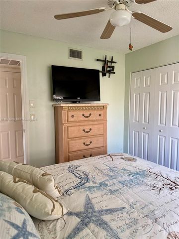 150 SE Village Dr 150, Port St. Lucie, FL 34952