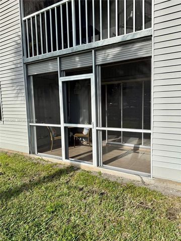 150 SE Village Dr 150, Port St. Lucie, FL 34952