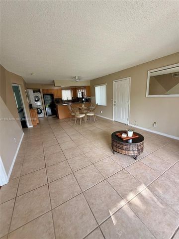 150 SE Village Dr 150, Port St. Lucie, FL 34952
