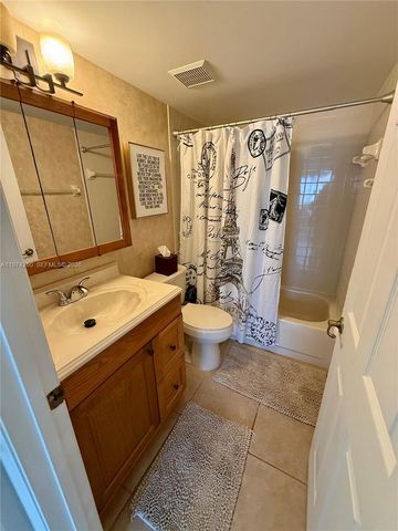 150 SE Village Dr 150, Port St. Lucie, FL 34952