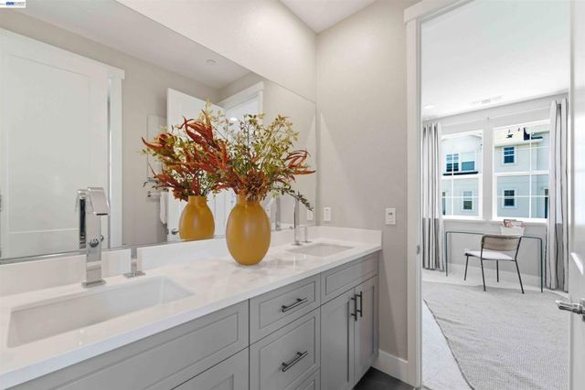 37595 Sea Bank Street, Newark, CA 94560