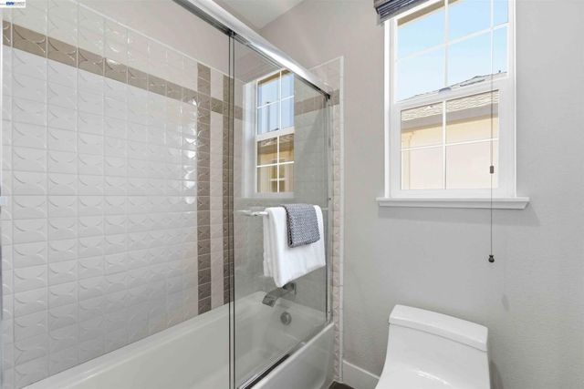 37595 Sea Bank Street, Newark, CA 94560