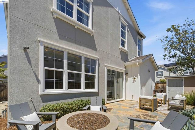 37595 Sea Bank Street, Newark, CA 94560