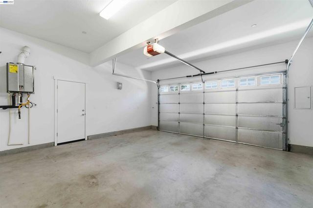 37595 Sea Bank Street, Newark, CA 94560