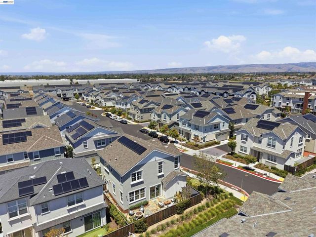 37595 Sea Bank Street, Newark, CA 94560