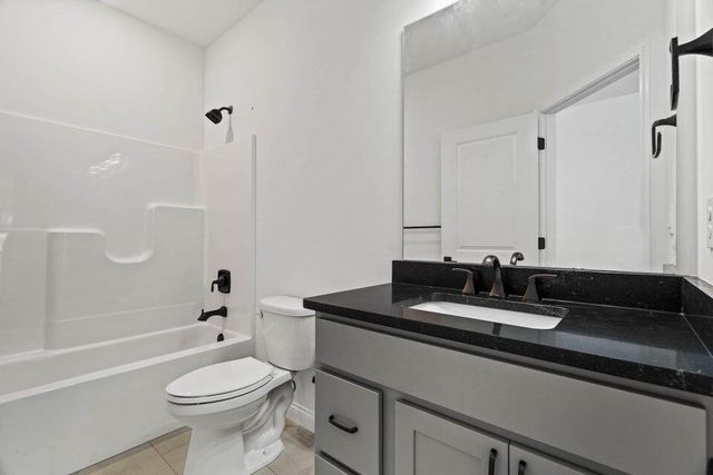 717 ANGELS REST WAY, Columbia, MO 65203