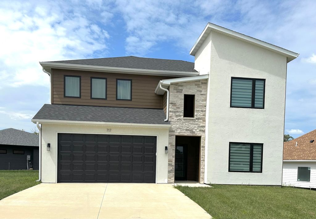 717 ANGELS REST WAY, Columbia, MO 65203