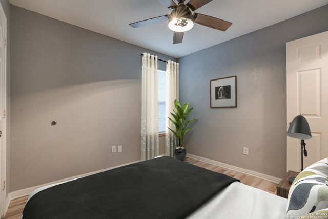 5719 HICKORY CYN, San Antonio, TX 78252