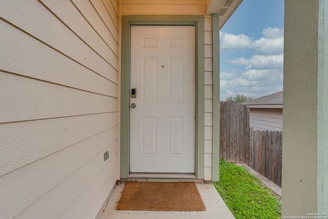 5719 HICKORY CYN, San Antonio, TX 78252
