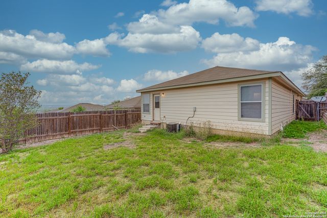 5719 HICKORY CYN, San Antonio, TX 78252