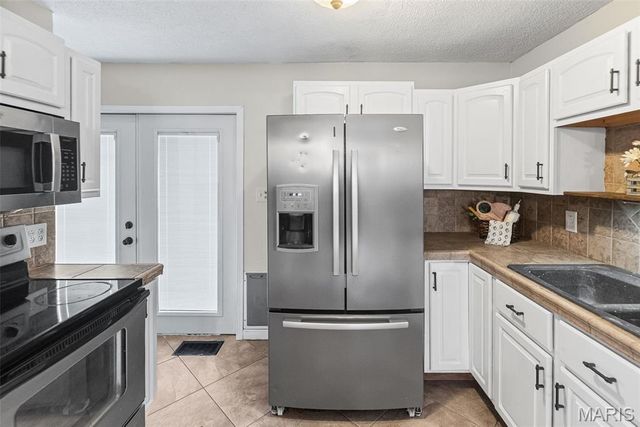 3707 Coronado Drive, Alton, IL 62002