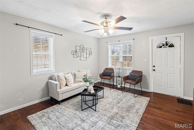 3707 Coronado Drive, Alton, IL 62002