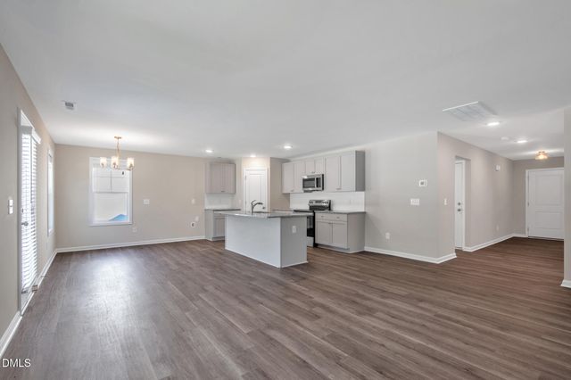 73 W Emily Gardens Drive, Selma, NC 27576