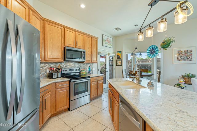 5389 W Winding Desert Drive, Marana, AZ 85658