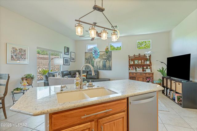 5389 W Winding Desert Drive, Marana, AZ 85658