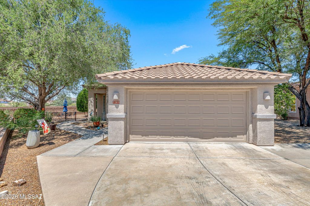 5389 W Winding Desert Drive, Marana, AZ 85658