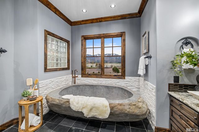 18250 Lake Vista, Washoe Valley, NV 89704