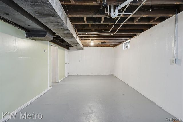 19848 Winston Street, Detroit, MI 48219