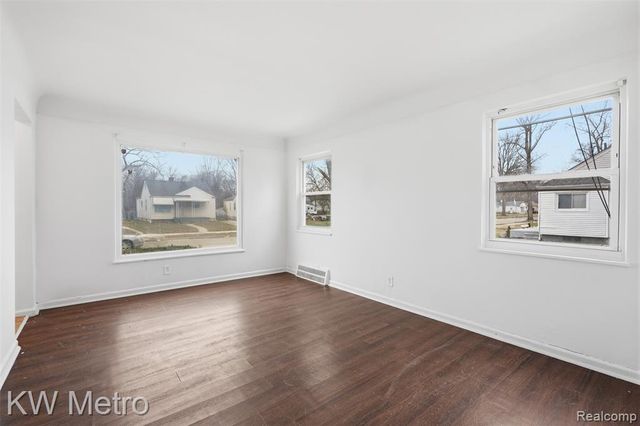 19848 Winston Street, Detroit, MI 48219