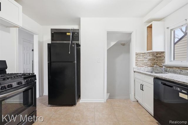 19848 Winston Street, Detroit, MI 48219