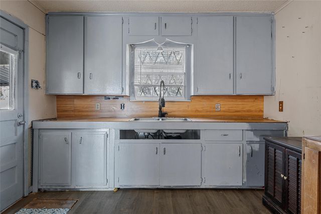 1412 ALSTON Drive, Waco, TX 76705