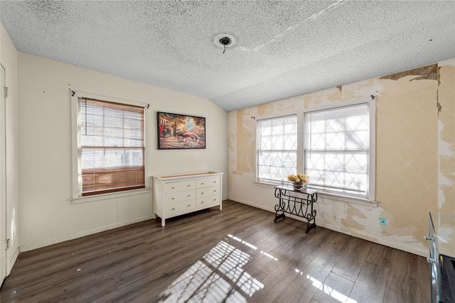 1412 ALSTON Drive, Waco, TX 76705