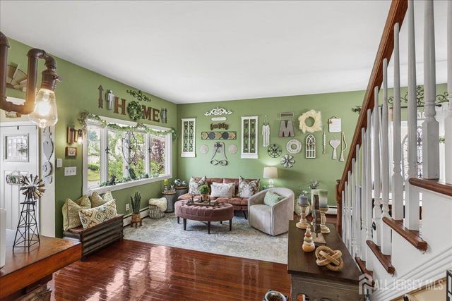 42 Mildred Lane, Fords, NJ 08863