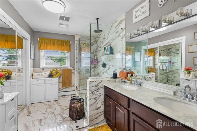 42 Mildred Lane, Fords, NJ 08863