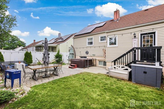 42 Mildred Lane, Fords, NJ 08863