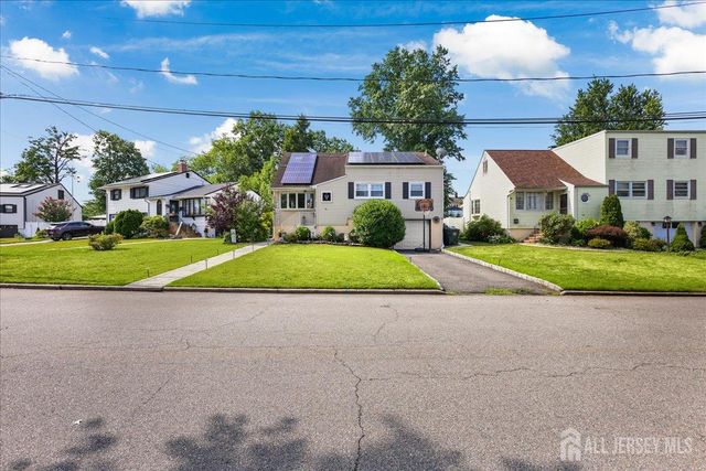 42 Mildred Lane, Fords, NJ 08863
