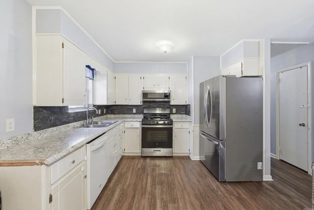 13815 Bonnie Ln, Shannon Hills, AR 72103