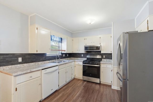 13815 Bonnie Ln, Shannon Hills, AR 72103