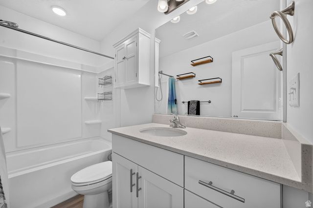1639 E INDIGO LOOP, Layton, UT 84041