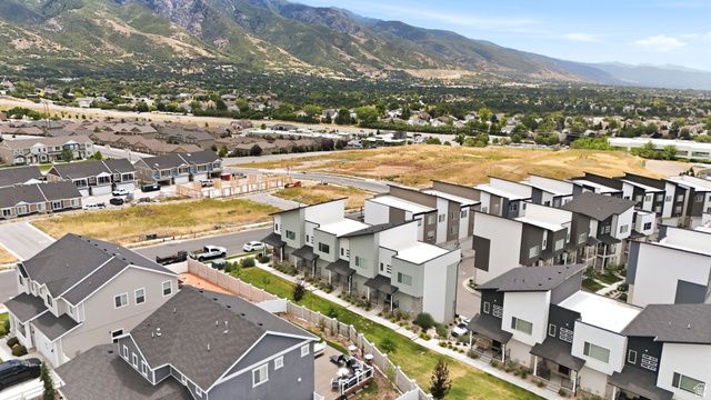 1639 E INDIGO LOOP, Layton, UT 84041