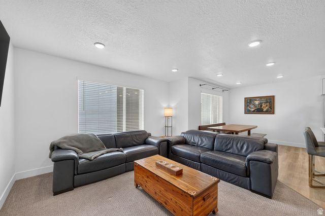 1639 E INDIGO LOOP, Layton, UT 84041