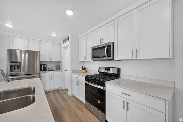 1639 E INDIGO LOOP, Layton, UT 84041