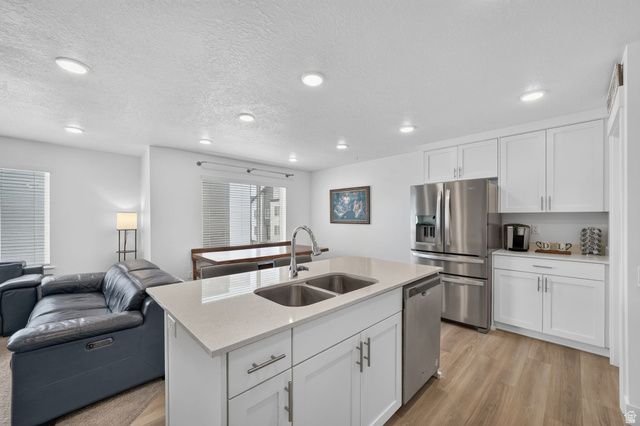 1639 E INDIGO LOOP, Layton, UT 84041