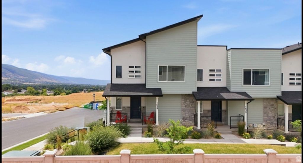 1639 E INDIGO LOOP, Layton, UT 84041