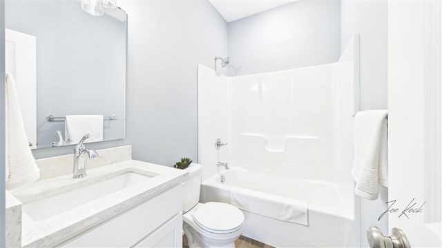 7331 Atwater Drive, Norton Shores, MI 49456