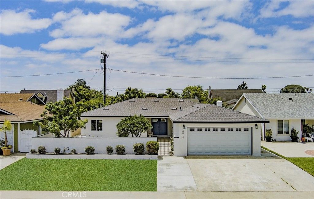 Image 1 of property listing at 4014 W Kent, Santa Ana, CA 92704