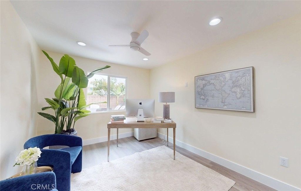 Image 16 of property listing at 4014 W Kent, Santa Ana, CA 92704