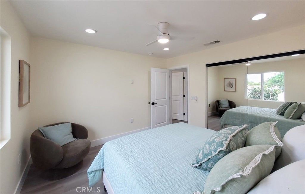 Image 26 of property listing at 4014 W Kent, Santa Ana, CA 92704