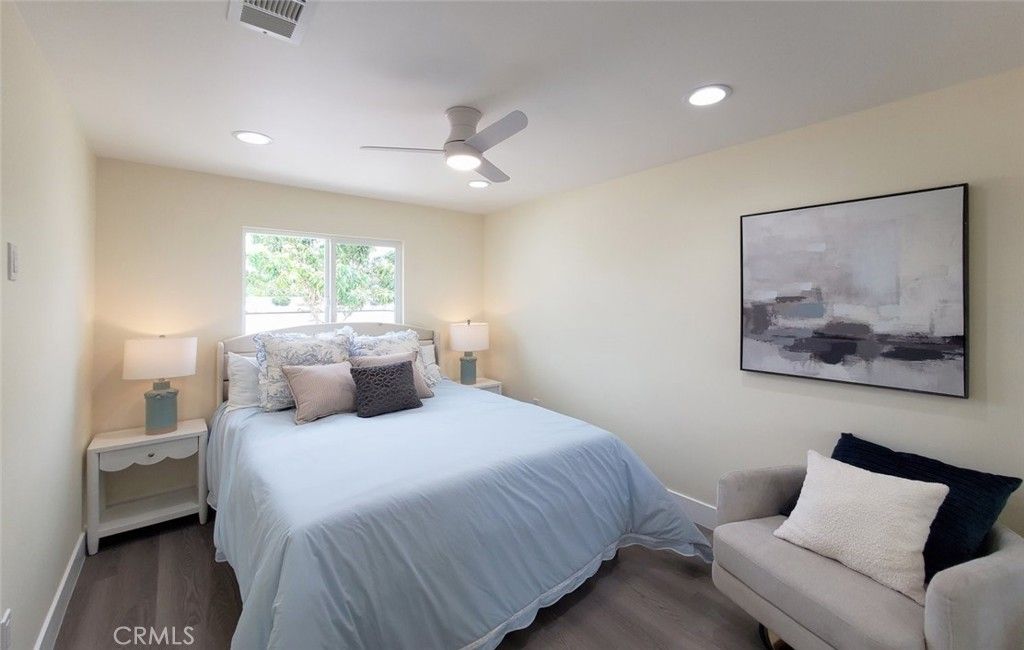 Image 27 of property listing at 4014 W Kent, Santa Ana, CA 92704
