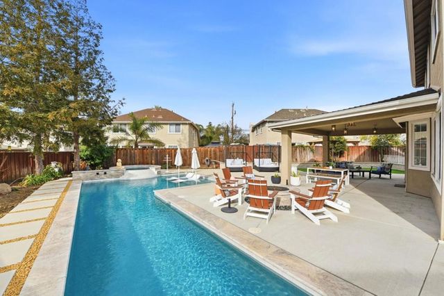 88 Donna Adelle Court, San Jose, CA 95127