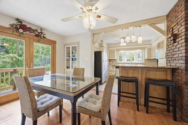 17 Great Pond Rd, Weymouth, MA 02190