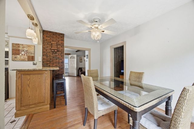 17 Great Pond Rd, Weymouth, MA 02190
