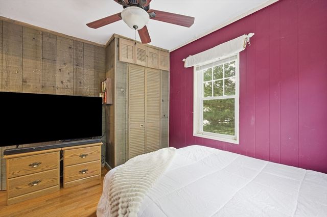 17 Great Pond Rd, Weymouth, MA 02190