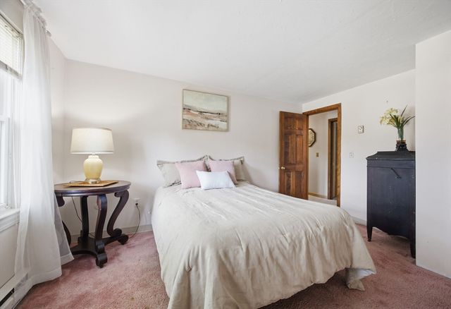 17 Great Pond Rd, Weymouth, MA 02190