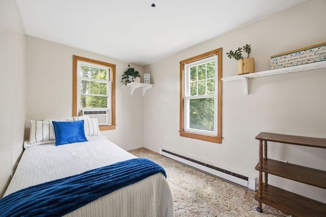 17 Great Pond Rd, Weymouth, MA 02190